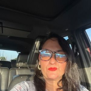 Meet your Posher, Rose